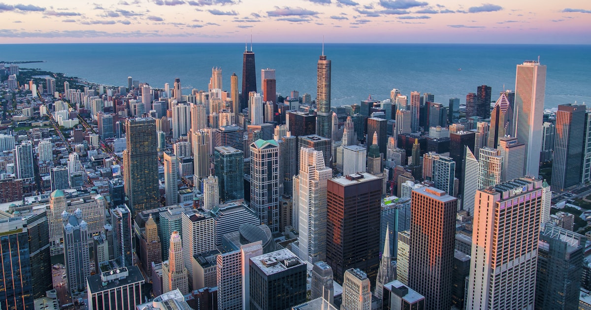 Billboard Sizes Explained: Which Format Fits Your Budget?