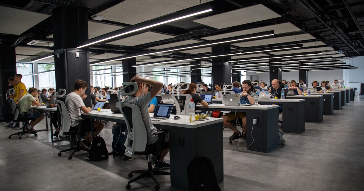 Billboards vs Digital Ads in Egypt: We Compared the ROI